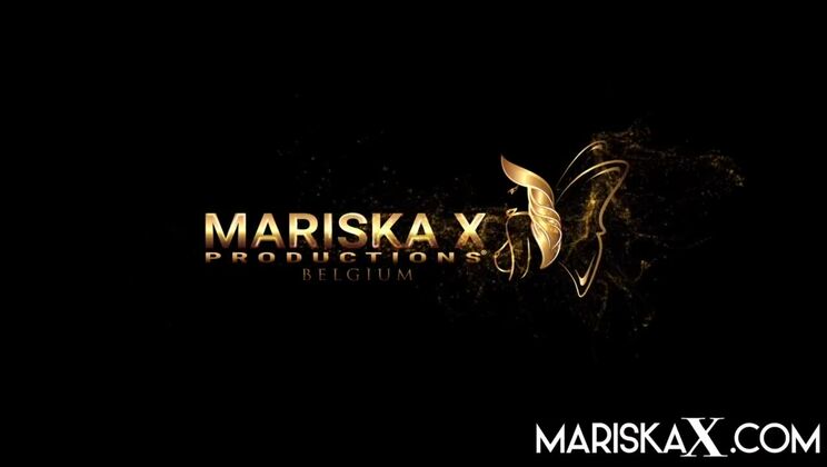 MARISKAX Mariska gets fucked by black cock outside