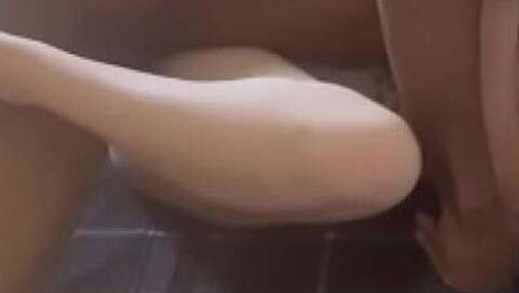 Amateur Interracial Romance: Curvy Queen Dream & Muscular King Dream