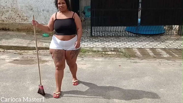 My Married Neighbor: A BBW Latina's Bareback Encounter & Cumshot