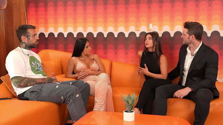 Tru Kait's Plug Chat: Big Dick, Shaved Pussy, & Deepthroat