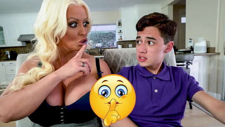BangBros: Stepmom Alura TNT Jenson & Her New Lover Juan The Crazy Horse