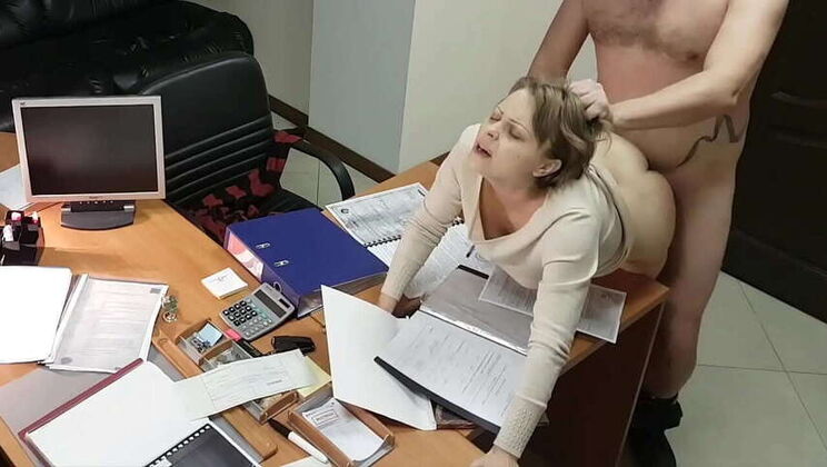 Wild encounter with a office woman