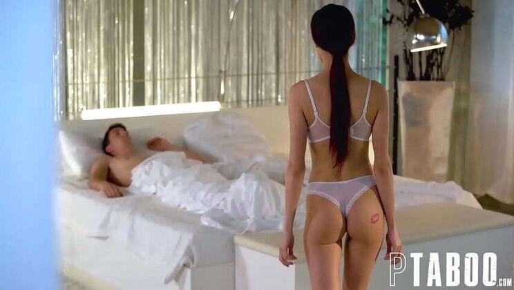 Morning Delights: Nicole's Anal Passion