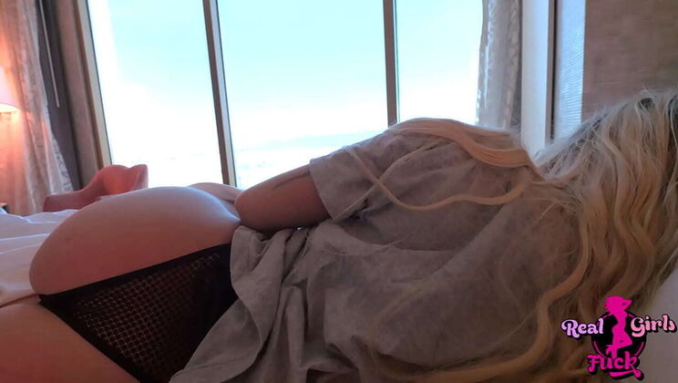 I Sent My Step-Sis aSexy Morning Message - Jazz Gets Naughty