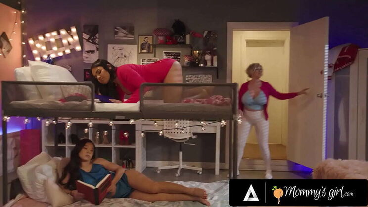 Caught in the Act: Dee Williams Punishes Petite Sluts with a Dose of MILF Lovin'!