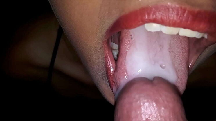 Curvy Wife Gets Facial Cum Blast
