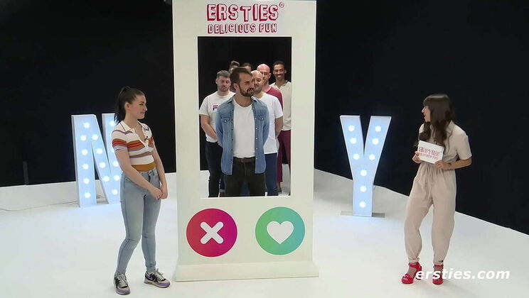 German Amateur Blowjob and Pussy Licking in Hot Dating Game Parody