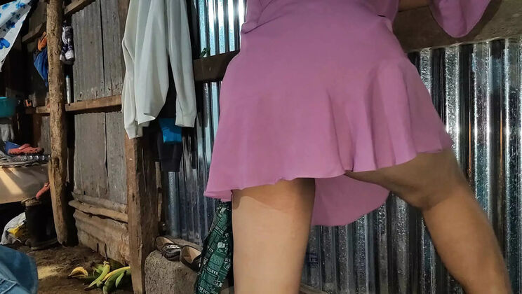 Hot Nicaraguan Virgin Moans Loud in Amateur Homemade Creampie - Tight Pussy First Time Sex