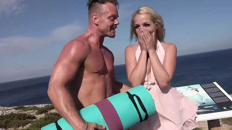 Hot Blonde MILF Babe Sucks Dick on Beach - Real Amateur German Sex