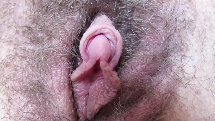 Huge Clit Rubbing & Jerking - Cuteblnde666 Amateur Close-Up