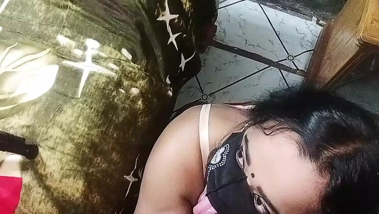 Bangladeshi Housewife Sumaya_BD Fucks Husband in HD - Big Ass Amateur Couple Sex