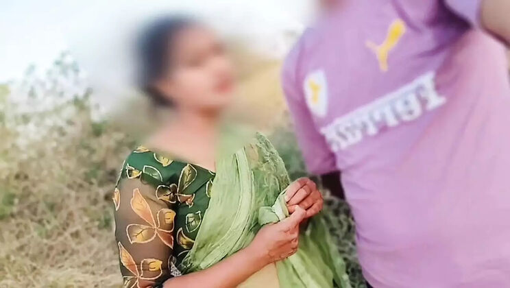 Desi Village Bhabhi Fucked Hard in Jungle by Devar, Indian Teen Tight Pussy Outdoor Sex, Hindi Audio