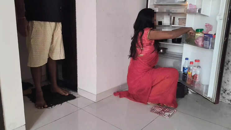 Mumbai Ashu Maid Removes Saree for Hardcore Pussy and Ass Fuck by Owner