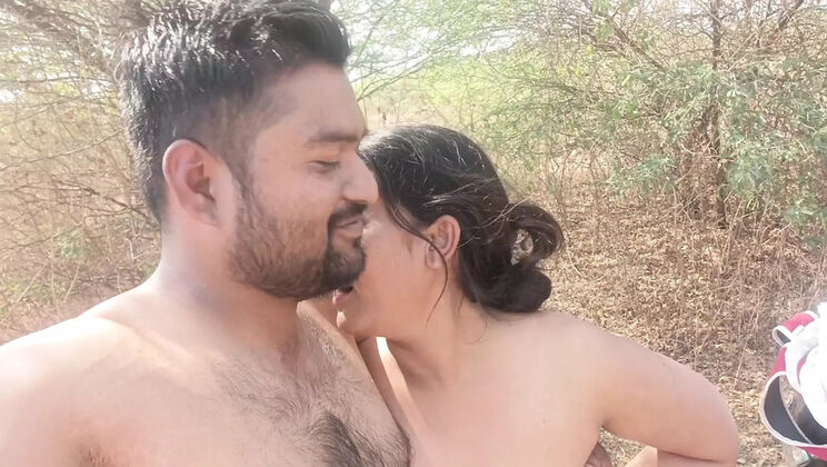 Desi Marathi Teacher Kavita Fucks Student in Outdoor Jungle Sex