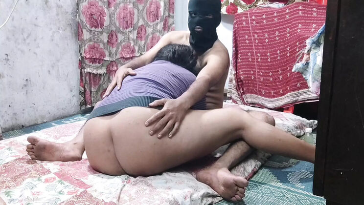 Hot Indian Couple Romantic Sex at Friend's House with Beautiful Tasneem