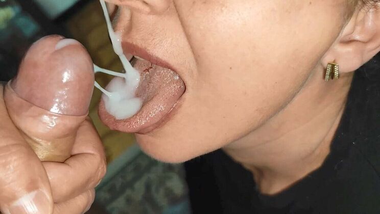 Hot MILF Wife Gives Sloppy Blowjob and Swallows Cum in POV HD