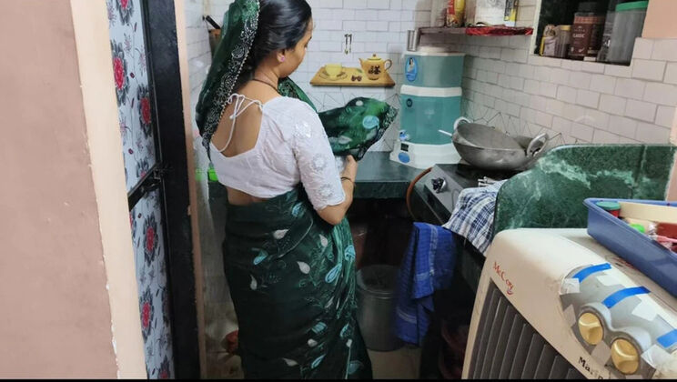Desi Bhabhi Sagita Sharm Fucked Hard in Garden - Indian Outdoor Sex