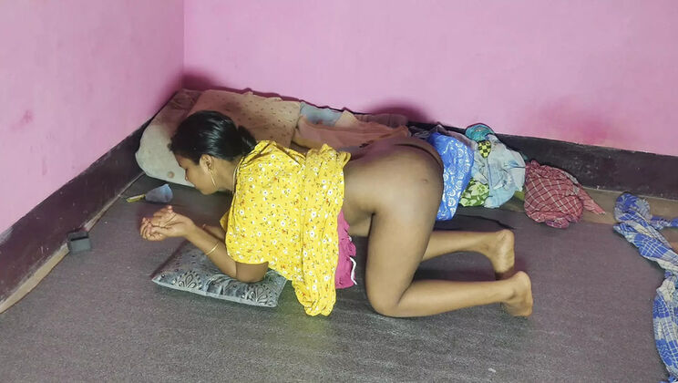 Hot Desi Indian Bhabhi Deluwara Hardcore Sex - Doggy Style & 69 Action