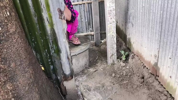 Desi Sister Caught Peeing in Bathroom - Tight Pussy Fuck & Anal Action - SAFI TV