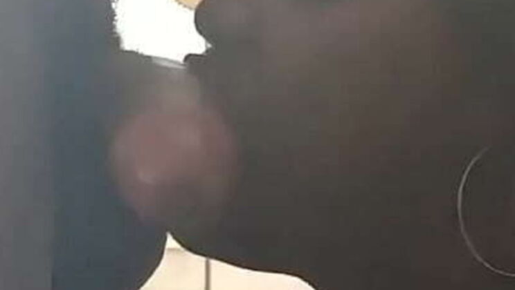 Detroit Freak Gives Sloppy Head - Creamondadick Deep Throat Action
