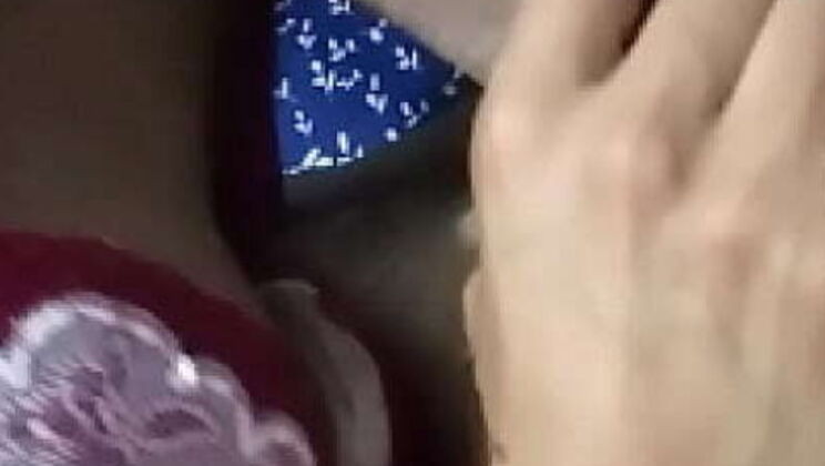 Hot Mexican Girl Gives Deep Throat Blowjob in Nayarit