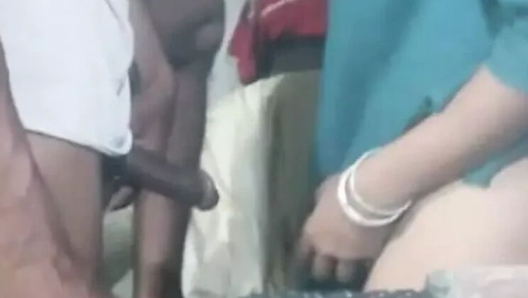 Hot Pakistani Couple Fucking Hard - Zoya Khan Takes Big Cock Doggy Style - Homemade Sex Tape