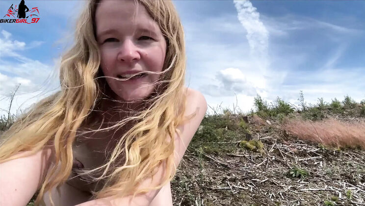 German Teen Outdoor Sex - Blonde Skinny Girl Gets Creampie in Doggy Style