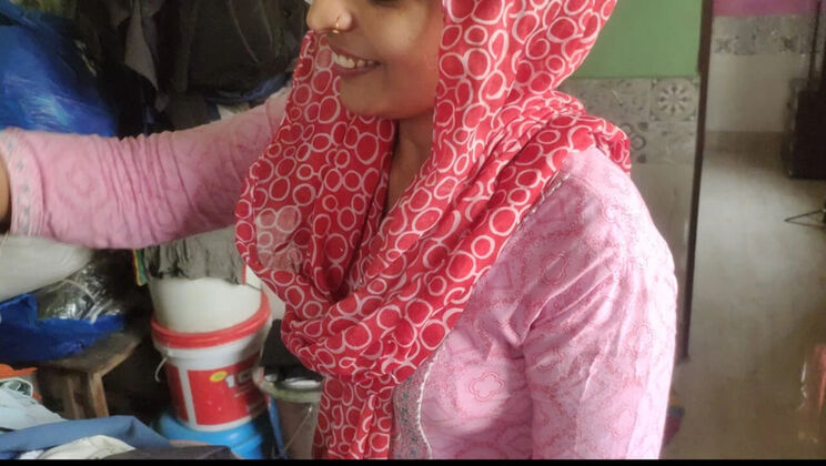 Desi Bhabhi Fucked Hard at Home - Spit Play & Hindi Dirty Talk - Hot Rani