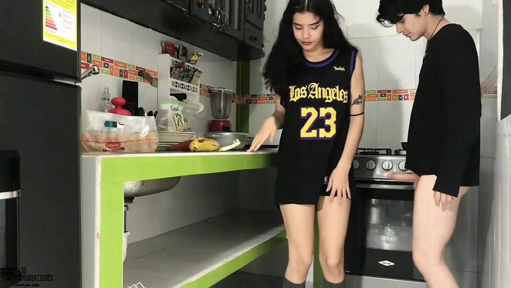 Skinny Latina amateur with perfect body fucked hard - Homemade sex in HD