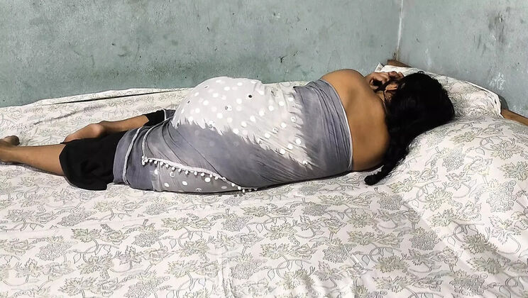 Desi Aunty Hot Anal Fuck - Tight Pussy Doggy Style - SAFI-SEXY