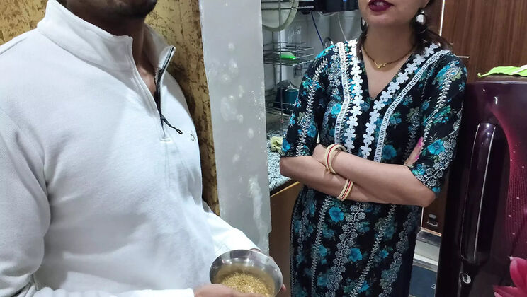 Big Boobs Desi Bhabhi Fucked Hard By Neighbor - Hindi Dirty Talk & Doggy Style