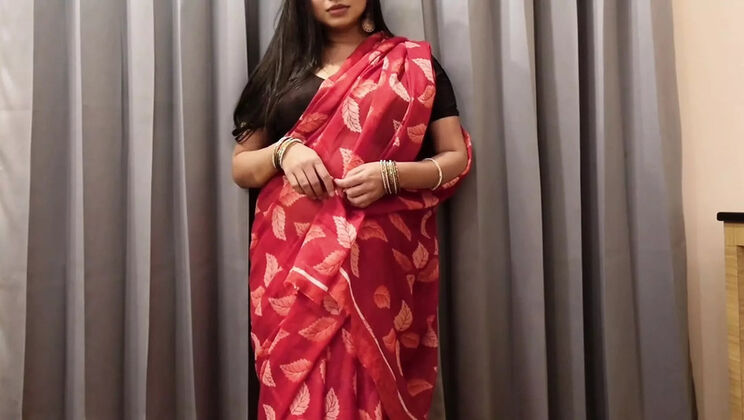 Desi Aunty Big Ass Riding Huge Cock in Saree - Hot Indian Homemade Sex