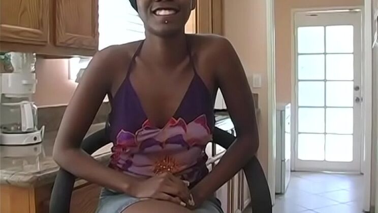 Petite ebony amateur takes big white cock in hardcore interracial fuck