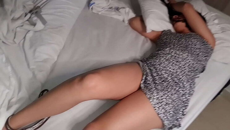 Hot Latina Teen Miranda Salazar Gets Fucked Hard in Her Room - Amateur Voyeur Sex