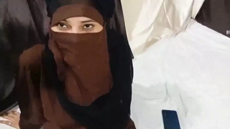 Hot Desi Indian Muslim Girl Fahima Begum Hardcore Anal Sex With Step Brother - Cum In Mouth, Doggy Style, Big Breasts