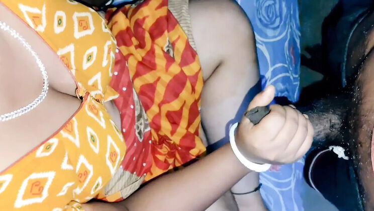 Vaishnavy Mallu Bhabhi Dress Open Hot Anal Sex with Husband Doggy Style