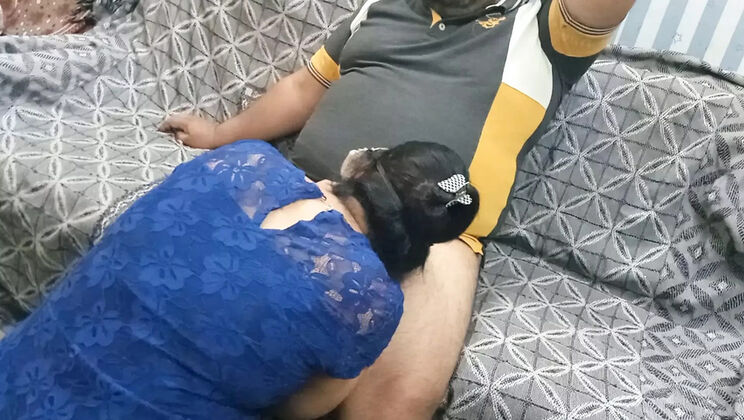 Malayali Nurse Gives Handjob Massage to Big Cock - Huge Cumshot Happy Ending