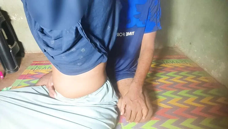 Indian aunty Rachana's wet pussy creampie in hardcore doggy style sex