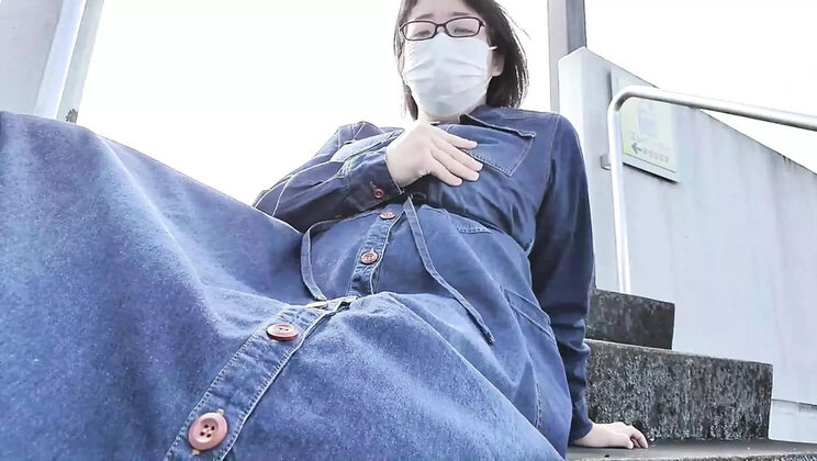Japanese Married Woman Aika Outdoor Masturbation Solo HD Video