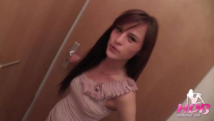 Amateur German Girl Cheats on Boyfriend - Creampie Fuck & Cumshot