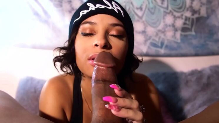 Exotic lightskin German babe Violetsapples gives sloppy deepthroat blowjob to BBC
