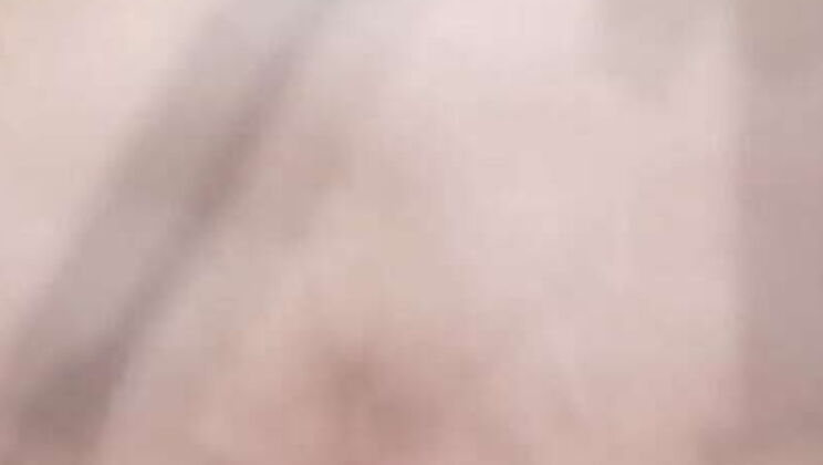 Deesdeepthroat chunky bbw riding pink dildo with dirty feet and hairy pussy
