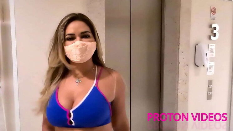 Hot Gym Girl Luna Oliveira Fucks Bareback - Anal & Blowjob POV