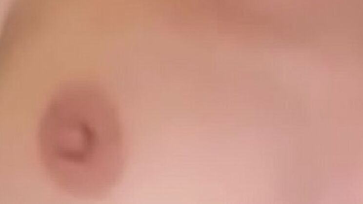 Amateur Teen Girlfriend with Perfect Body Shakes in Intense Orgasm from Doggystyle
