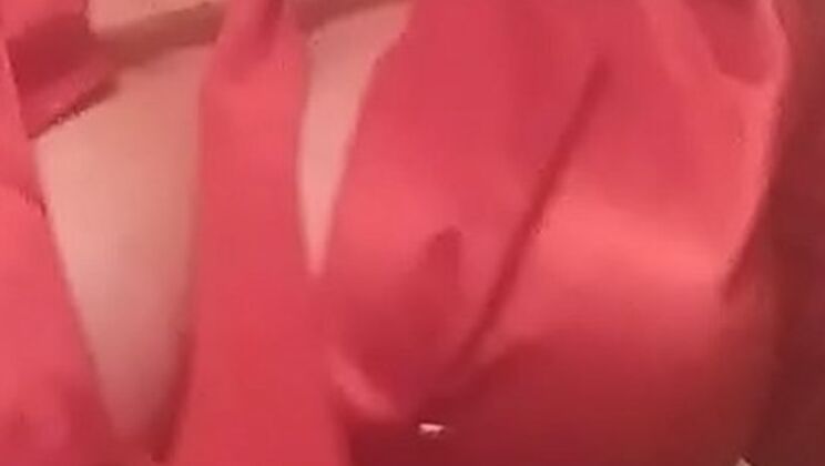 Hot And Juicy1 Masturbation: Horny Tonight