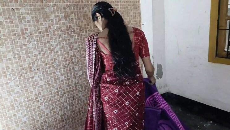 Indian Hot Girl Homemade Sex Video - Desi Bhabhi Anal & Doggy Style