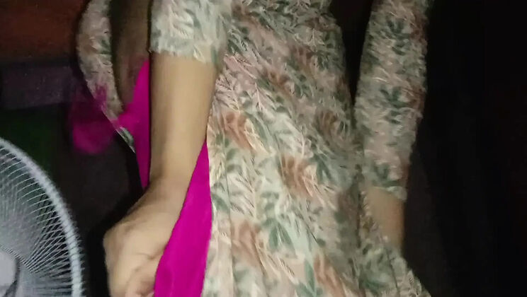 Desi Girl Gets Hardcore Fuck From Boyfriend - Tight Pussy Close Up