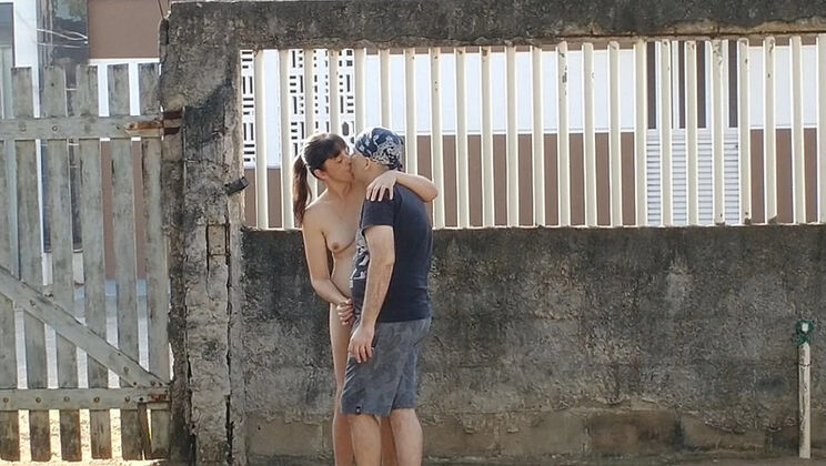 Amateur Brazilian Couple Naughty Flashing in Front Yard - Homemade Handjob with My Exhibitionist Wife