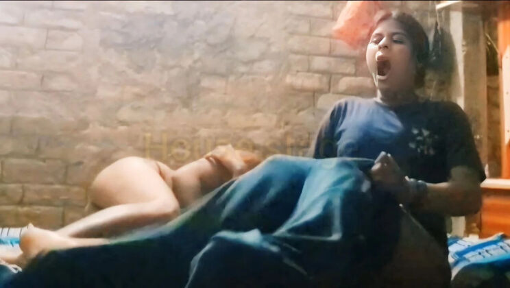 Desi Bhabhi Hardcore Fuck By Bhaiya - First Time Indian Bhabhi Chudai Video