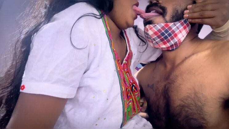 Hot Mallu Couple Long Lip Lock Kissing and Sex - Mary V Big Ass Teen Fuck